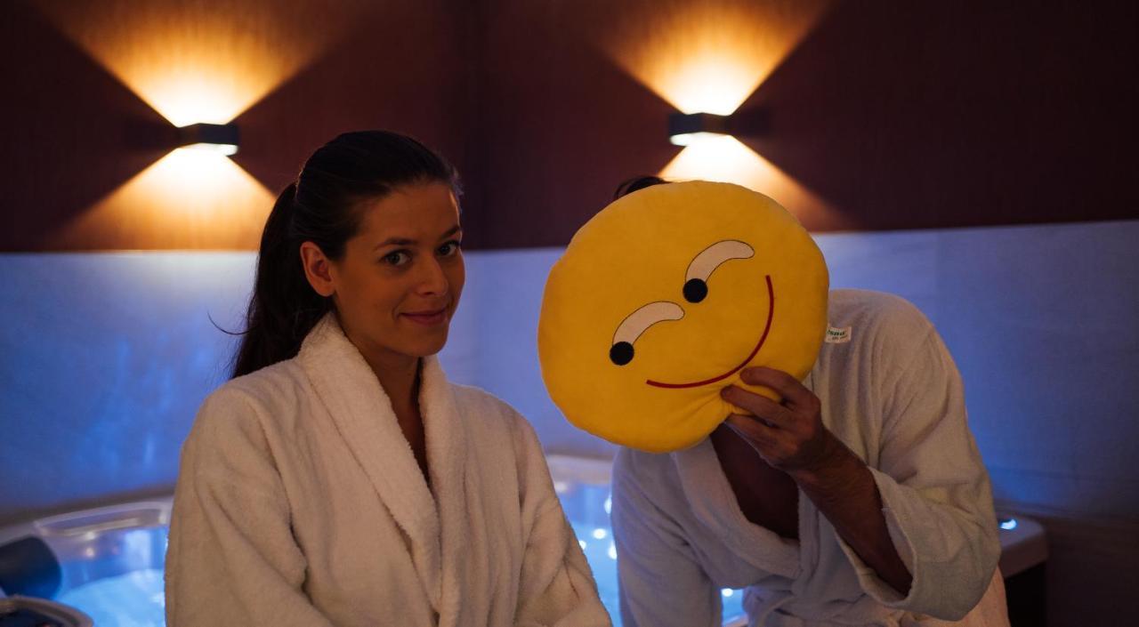 Wellness Relax - Luxusni Hotel Prag Eksteriør billede